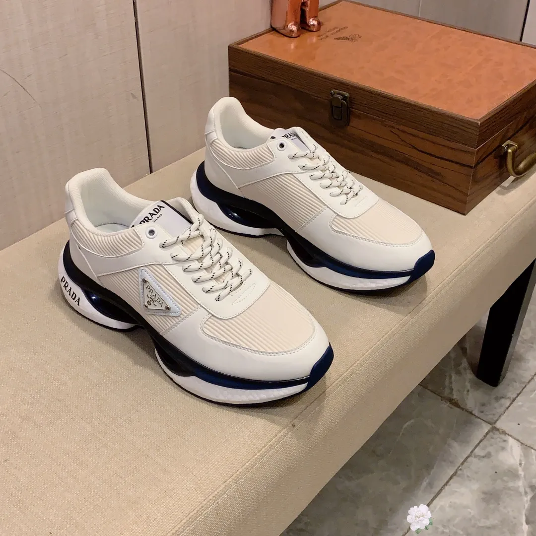 Men's men's shoes💰460💰💰🎩🎩[Lightning][Lightning] "PRADA*" The latest and most popular casual shoes, top brand [seduce] luxury ~ purchasing agency, top ~ quality. [Strong] The upper is made of imported breathable cowhide with material ➕ breathable sheepskin feet (•) and fine workmanship. The original stylish and stylish soft rubber wear-resistant and non-slip outsole is light and comfortable on the feet. The real thing looks better when taken in real life. 004: code: 38-44, 4️⃣ colors